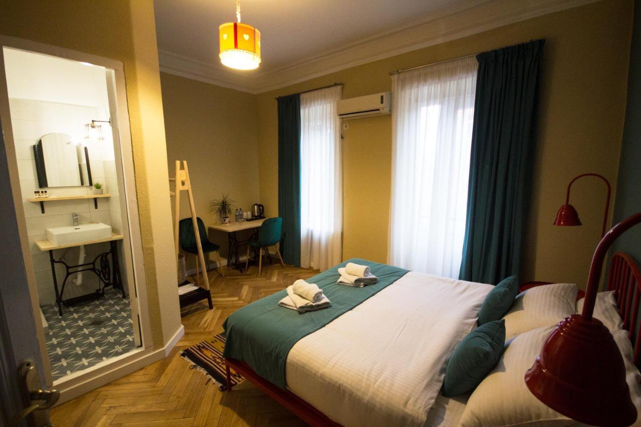 Hotel Kartli Tbiliszi Kültér fotó